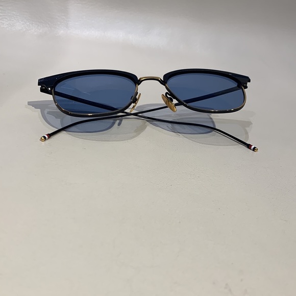 New Unisex Thom Browne Sunglasses - Picture 12 of 12